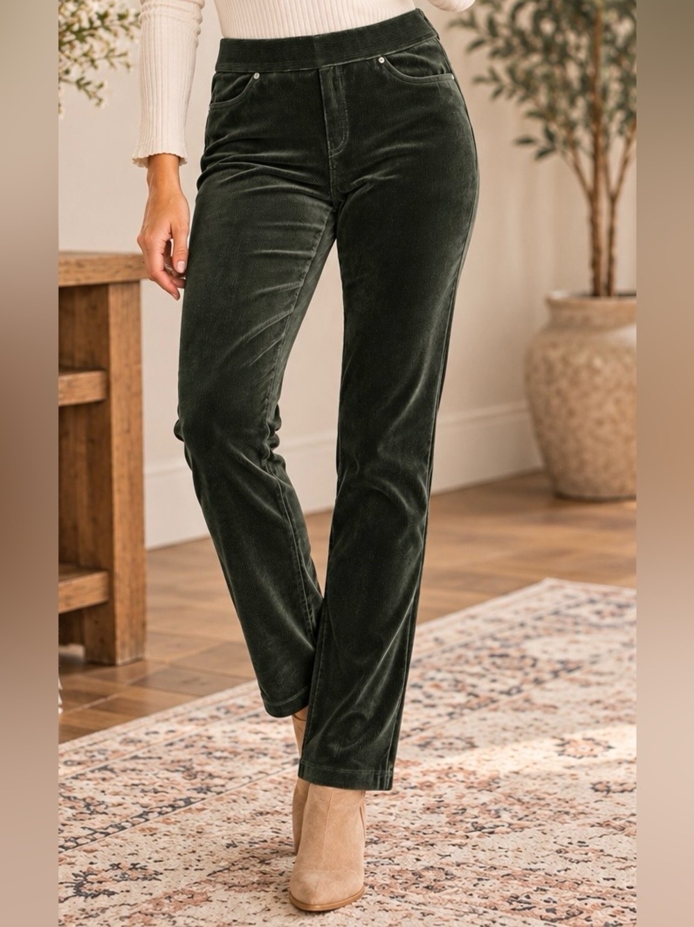 Simply Vera Vera Wang Dark Green
Stretch Corduroy Leggings Pull On
Pants L